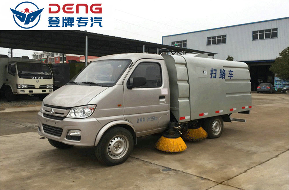 長(cháng)安小型掃路車(chē)_05